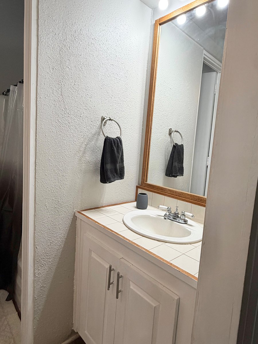 Furnished Finder property 1049349_1 photo 13