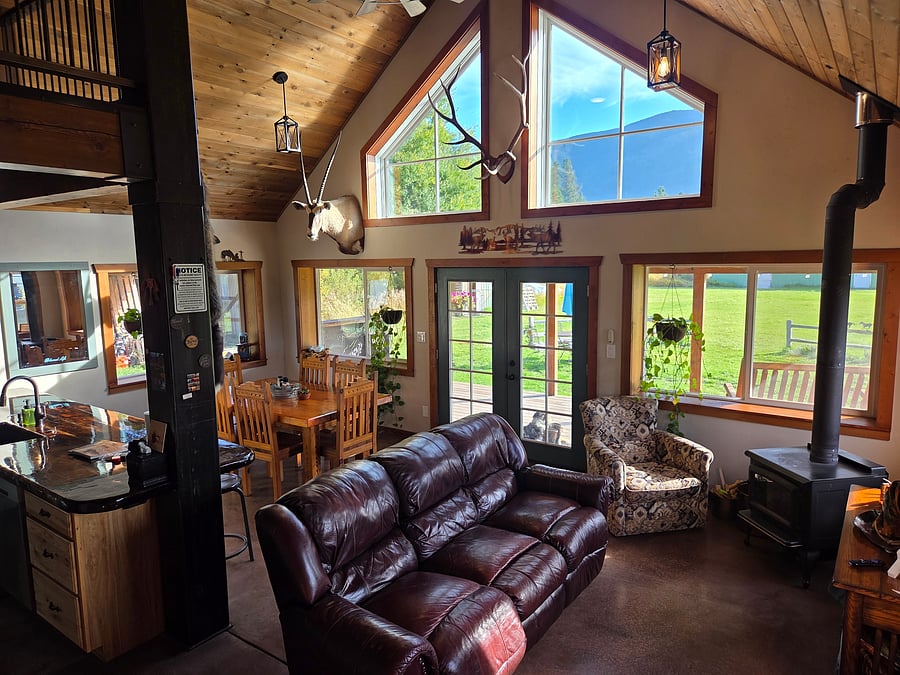Furnished Finder property 1049397_1 photo 3