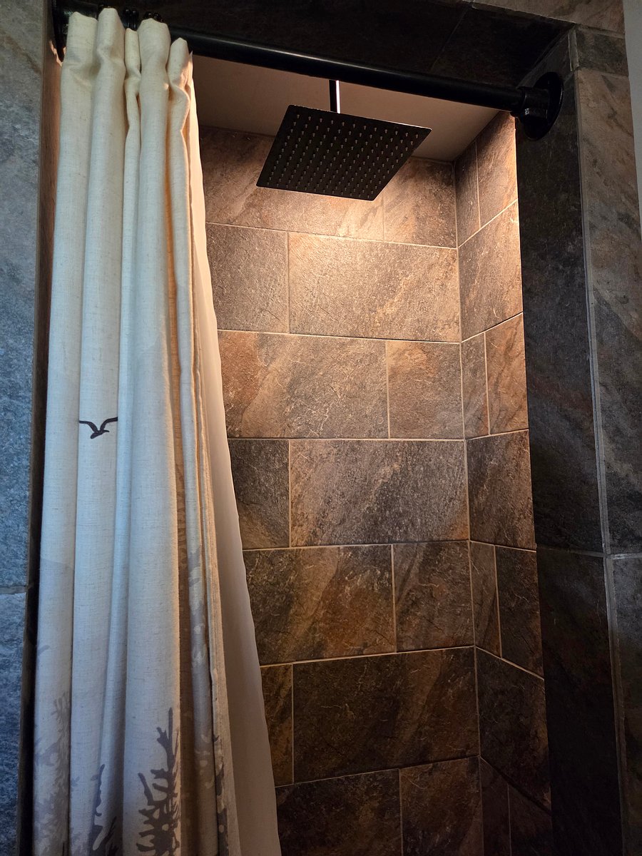 Furnished Finder property 1049397_1 photo 12