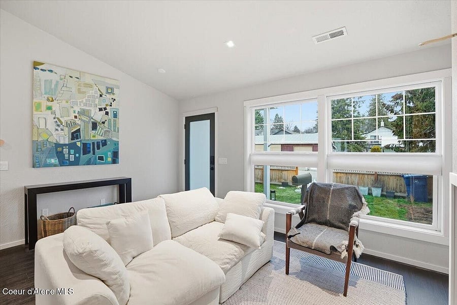 Furnished Finder property 1049413_1 photo 3