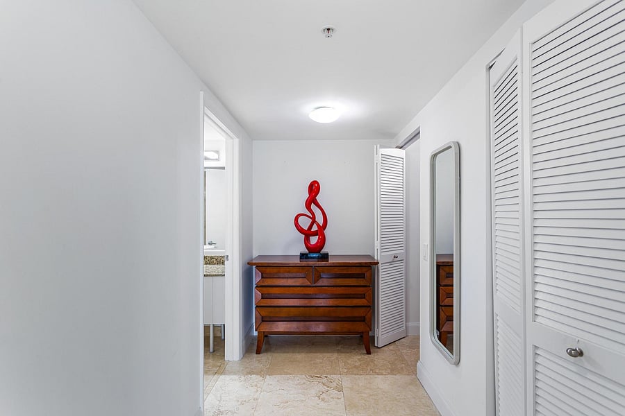 Furnished Finder property 1049425_1 photo 29