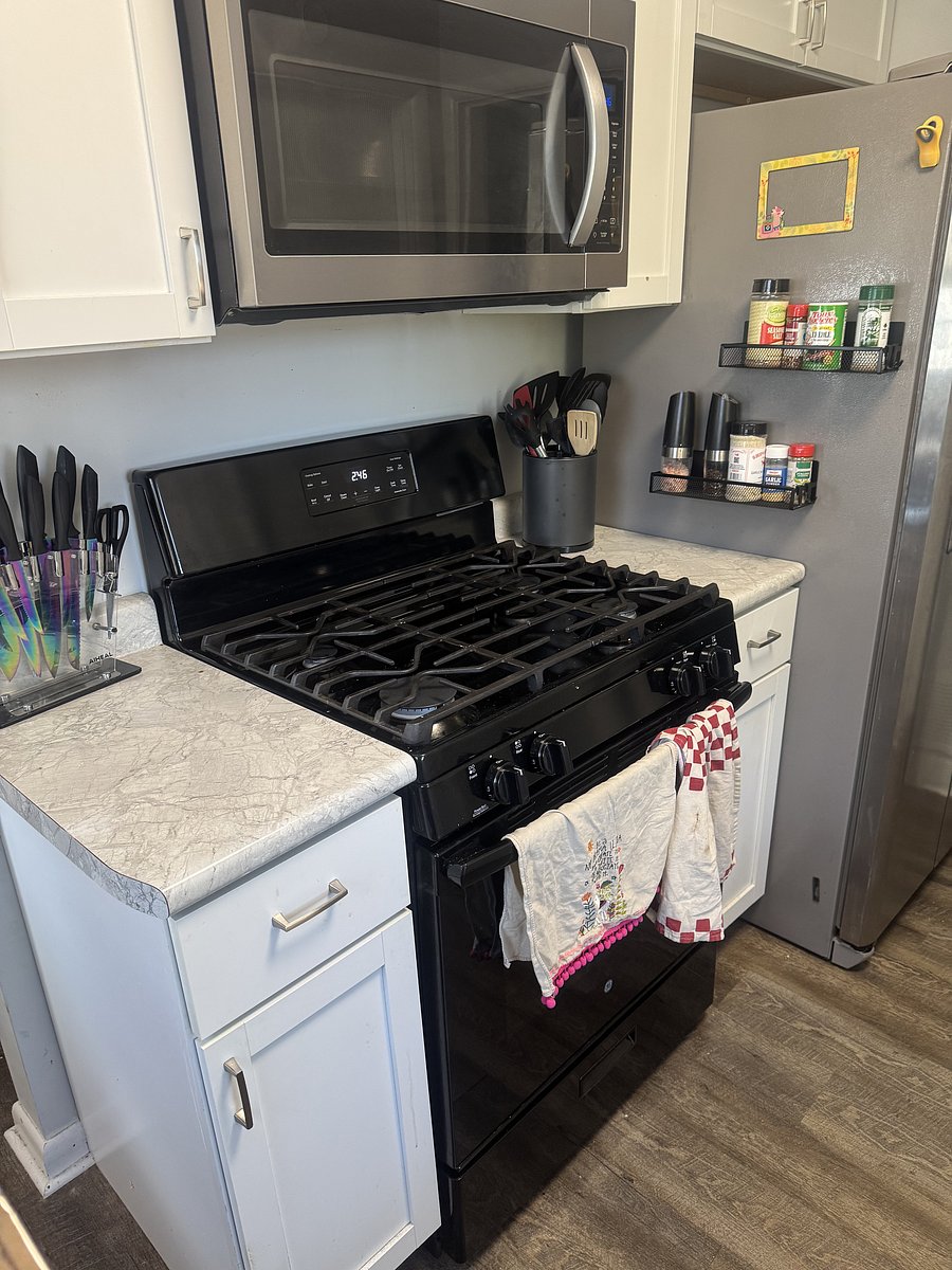 Furnished Finder property 1049432_1 photo 24