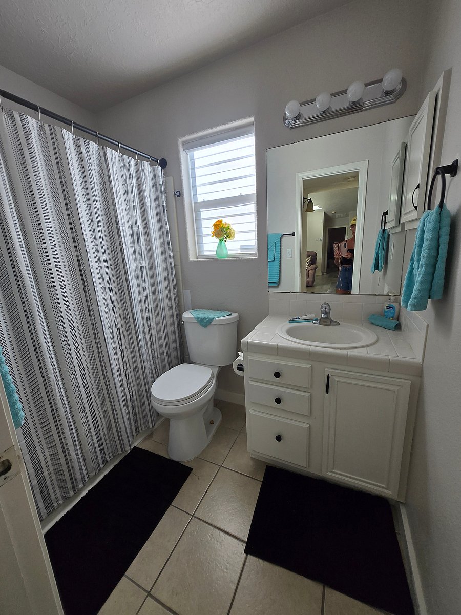 Furnished Finder property 1049457_1 photo 9