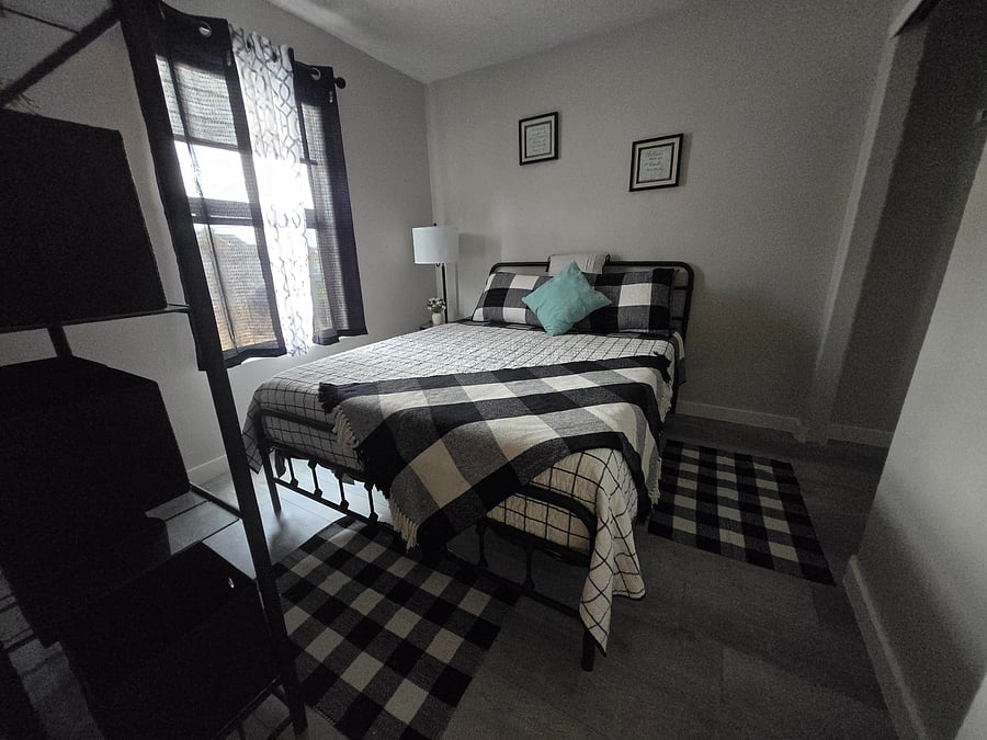 Furnished Finder property 1049457_1 photo 8