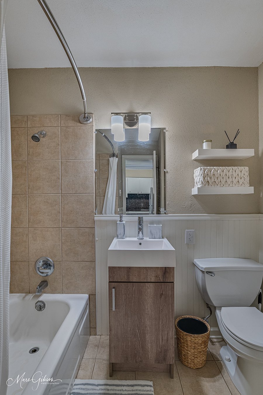 Furnished Finder property 1049477_1 photo 16