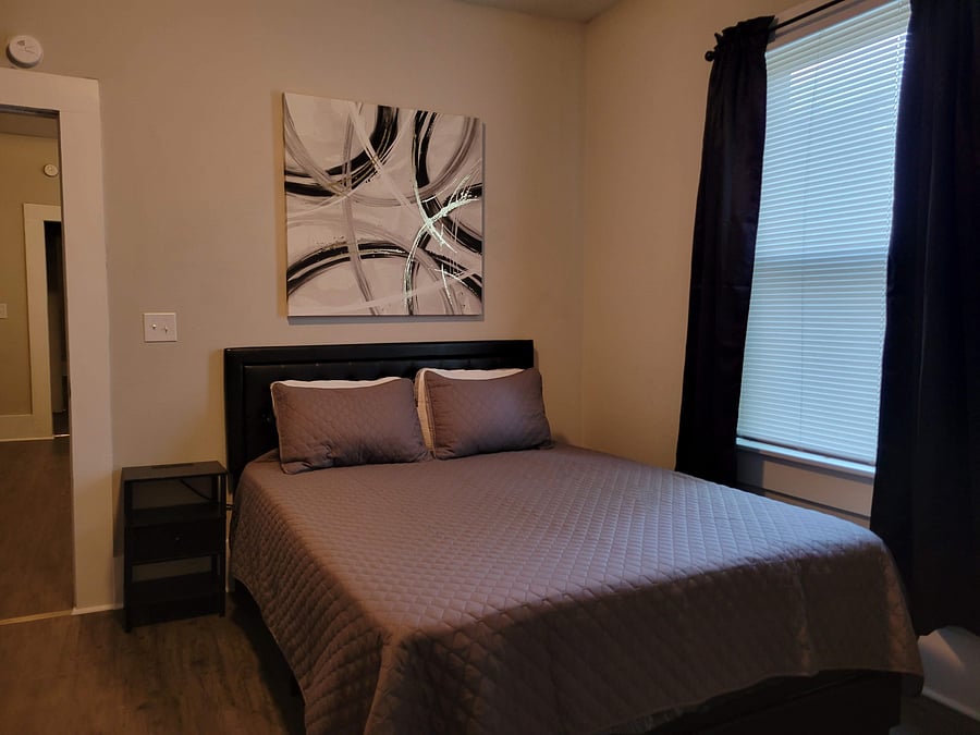 Furnished Finder property 1049537_1 photo 12