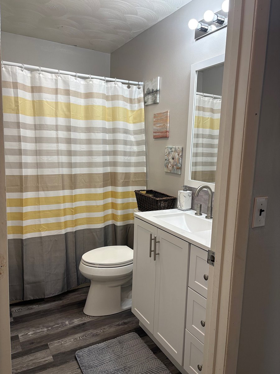 Furnished Finder property 1049540_1 photo 15
