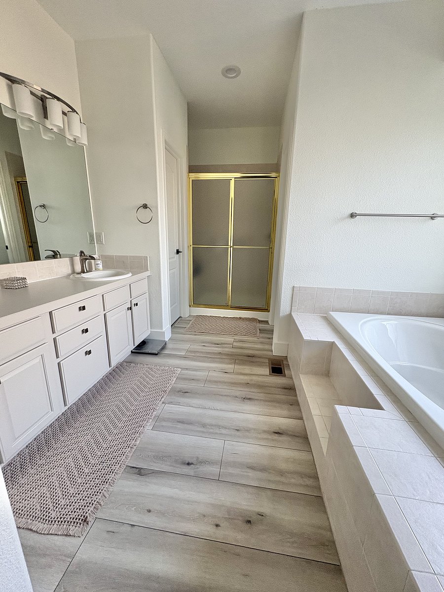 Furnished Finder property 1049545_1 photo 24