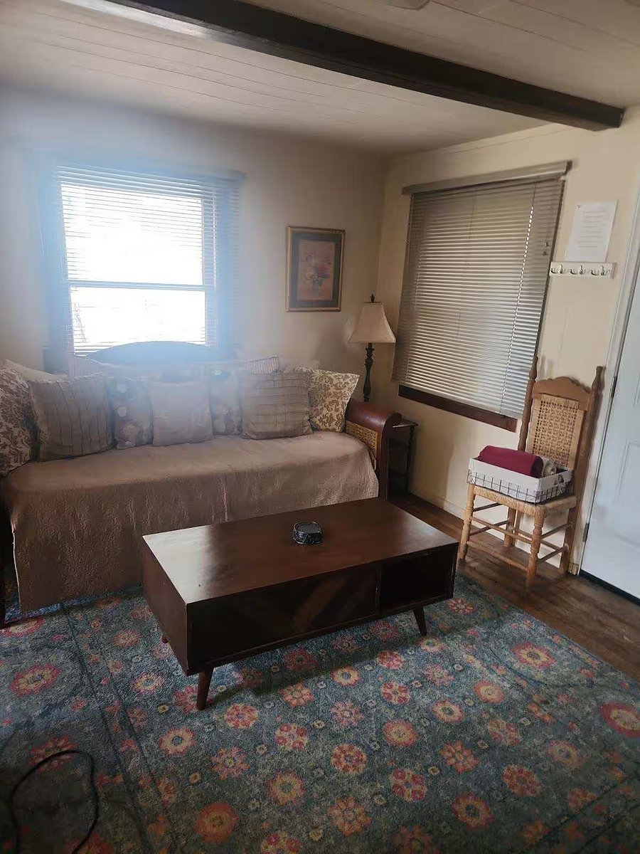 Furnished Finder property 1049546_1 photo 3