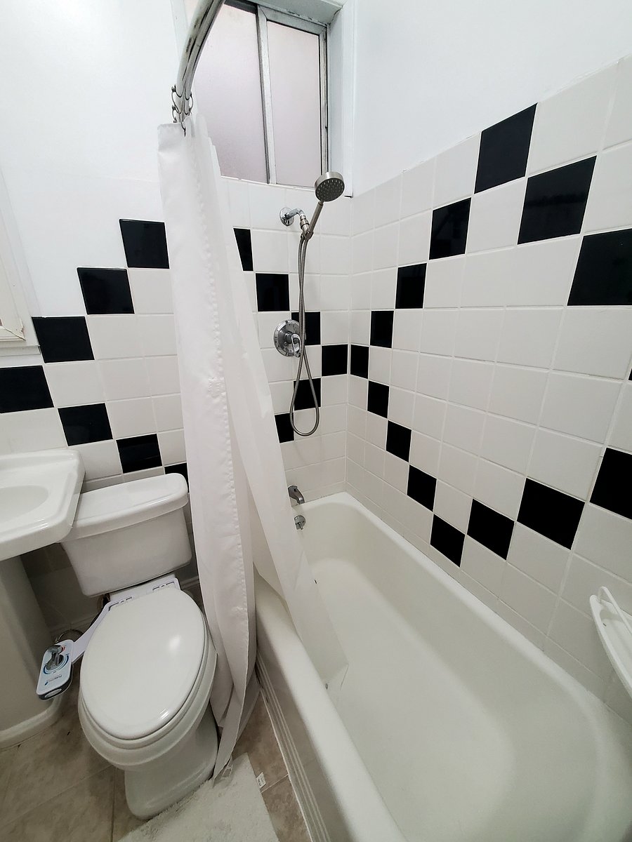 Furnished Finder property 1049548_1 photo 7