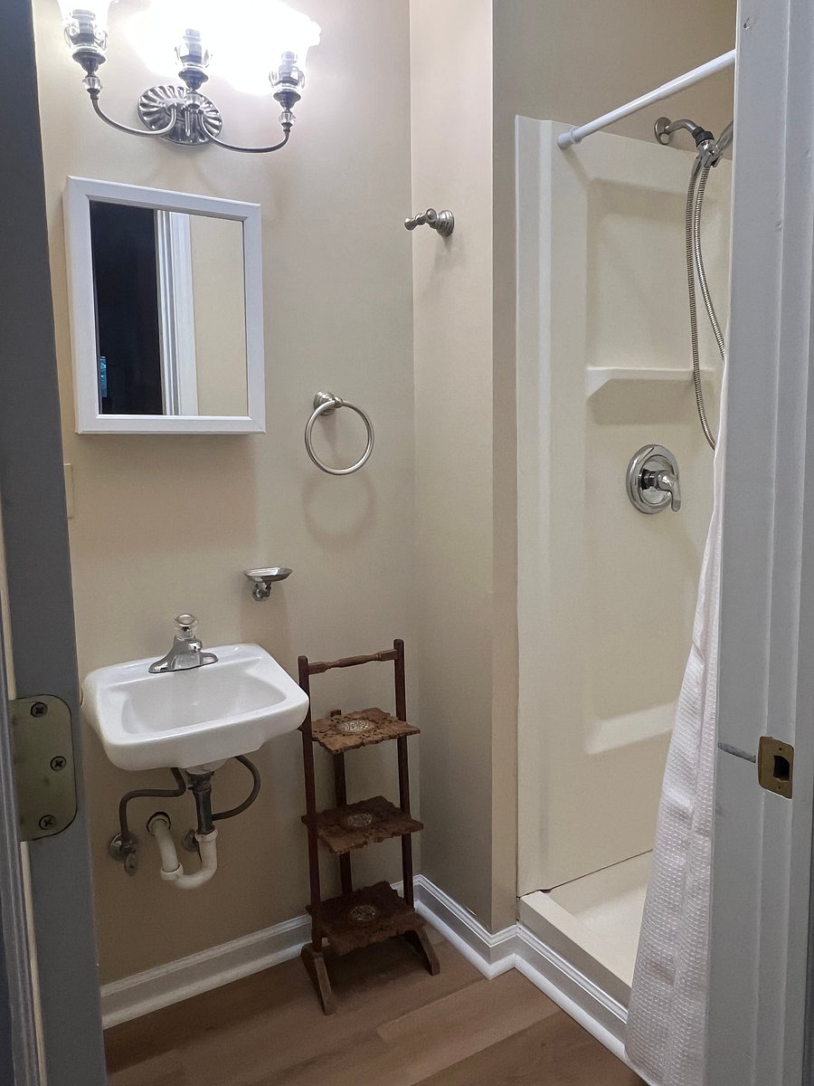 Furnished Finder property 1049550_1 photo 19