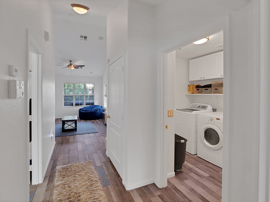 Furnished Finder property 1049559_1 photo 9