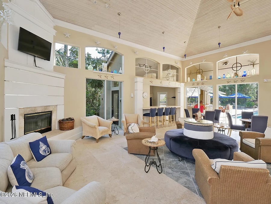 Furnished Finder property 1049571_1 photo 17