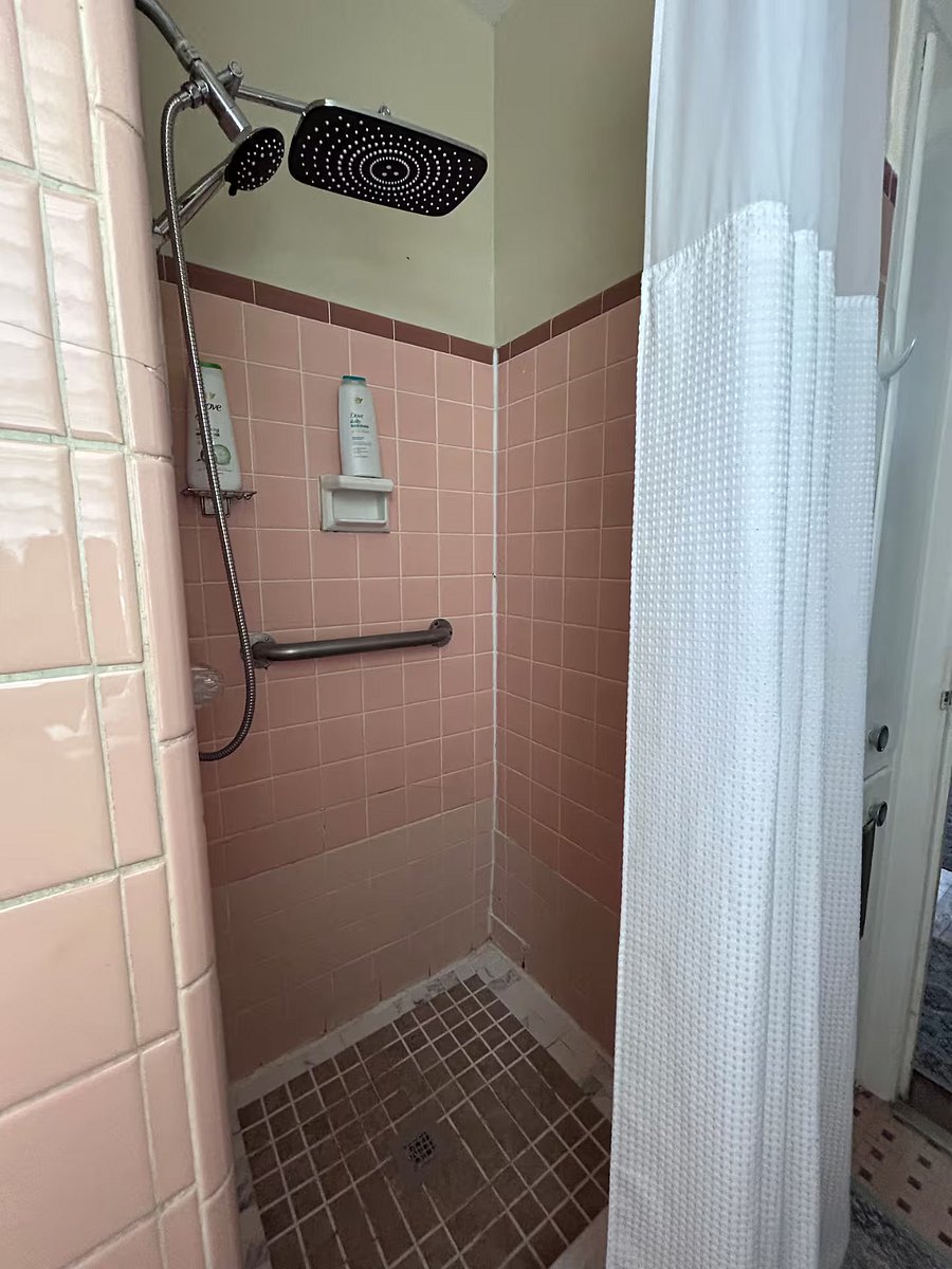 Furnished Finder property 1049575_1 photo 10