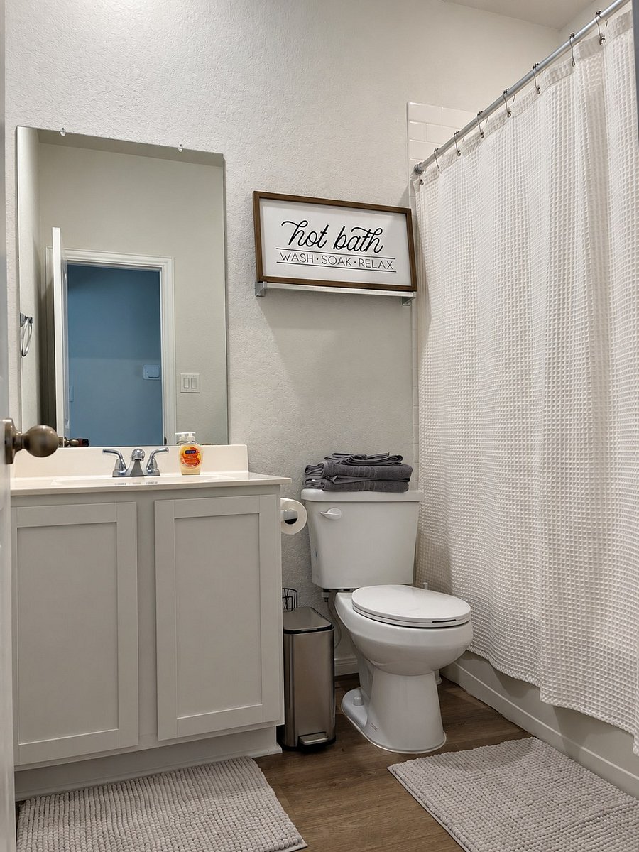 Furnished Finder property 1049613_1 photo 12
