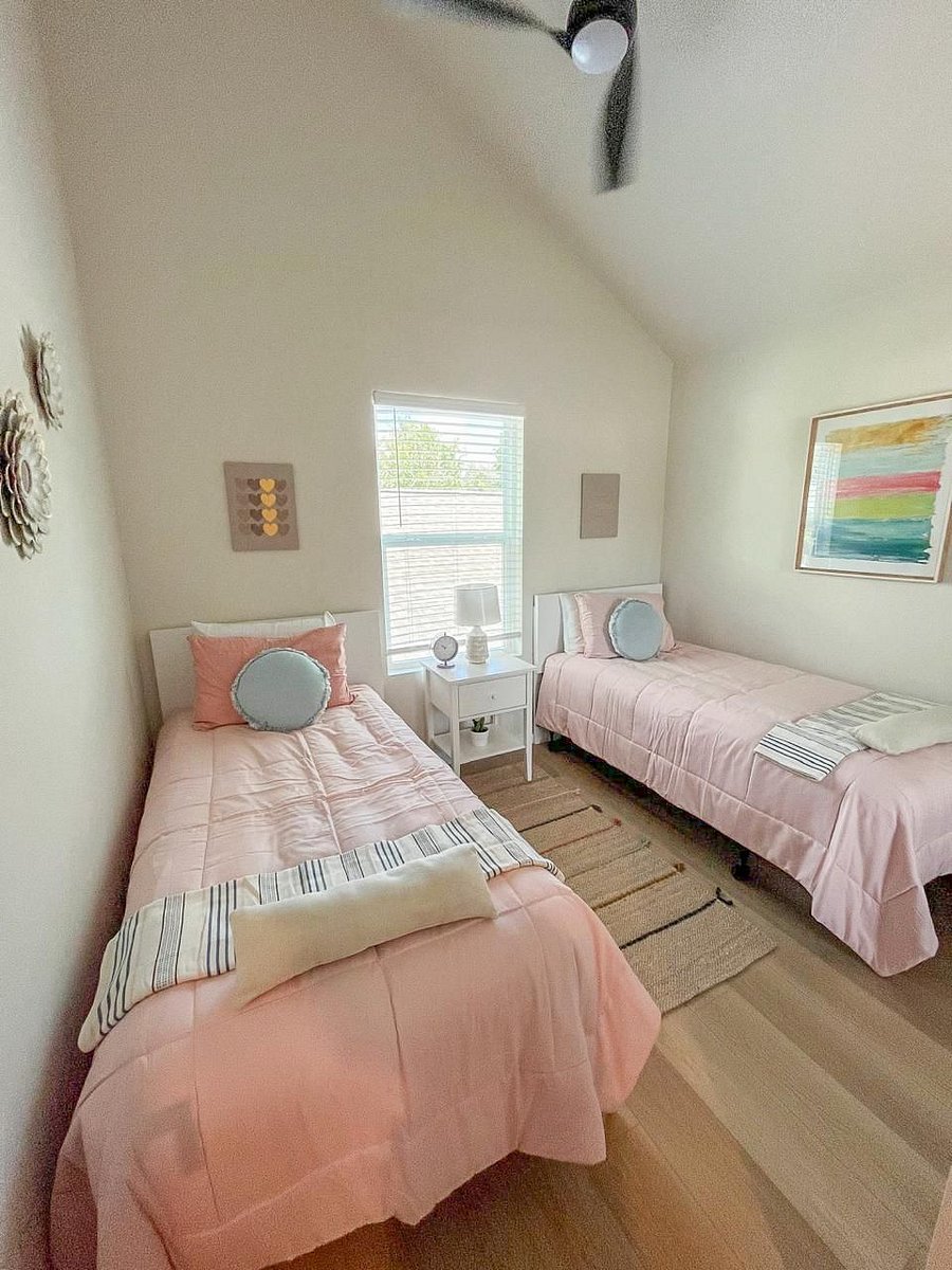 Furnished Finder property 1049631_1 photo 12