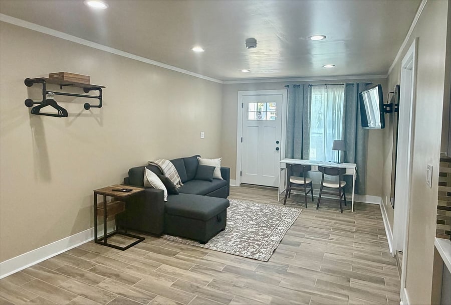 Furnished Finder property 1049637_1 photo 6