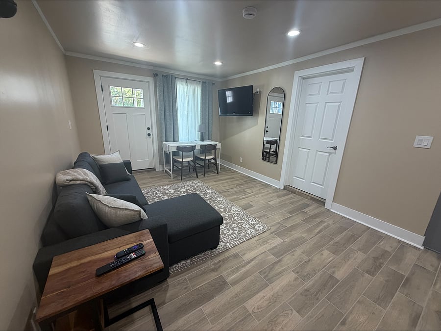 Furnished Finder property 1049637_1 photo 7