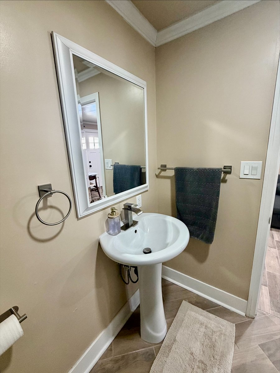Furnished Finder property 1049637_1 photo 9