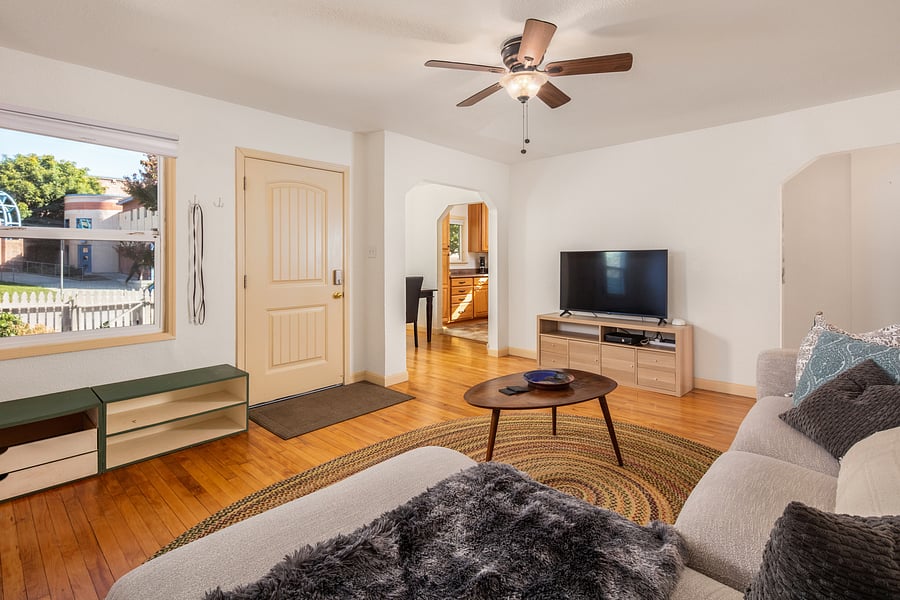 Furnished Finder property 1049646_1 photo 8