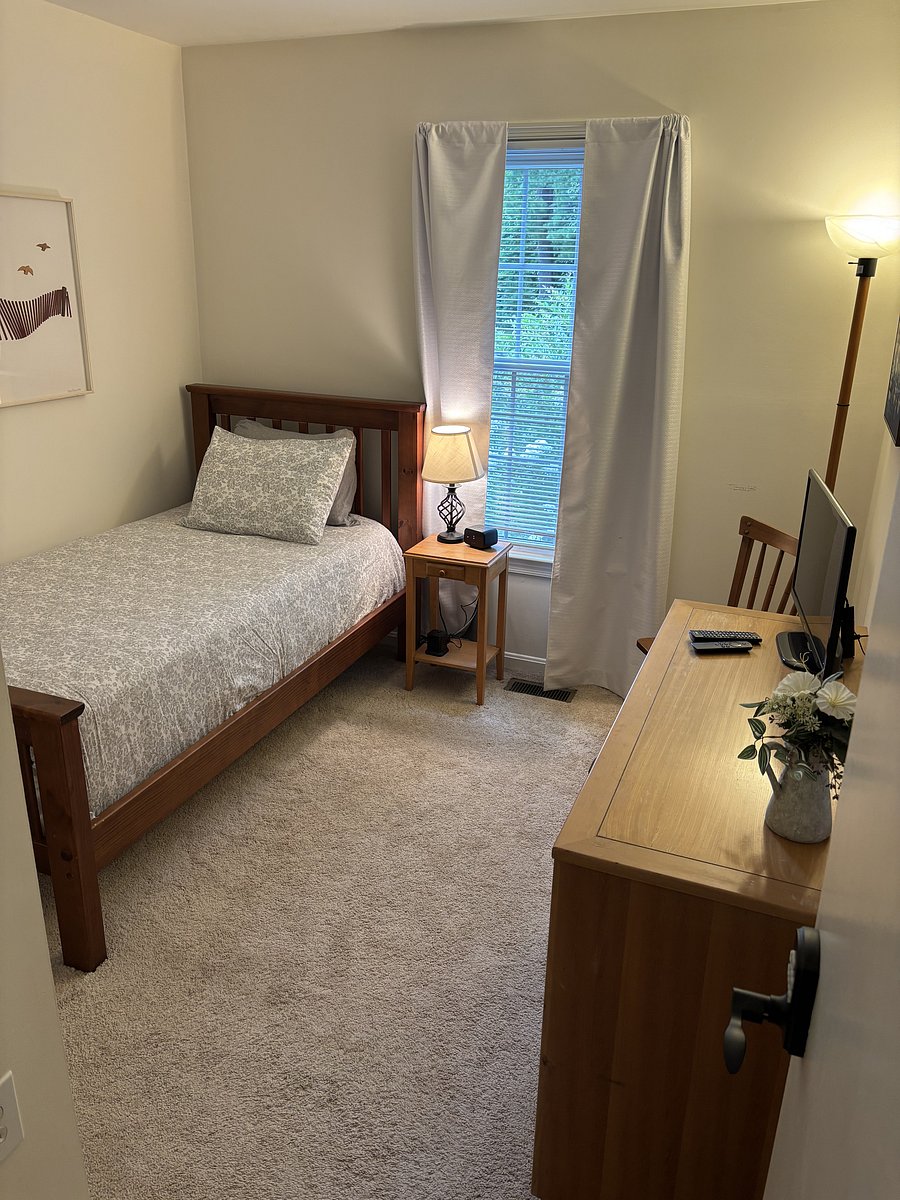 Furnished Finder property 1049693_1 photo 17