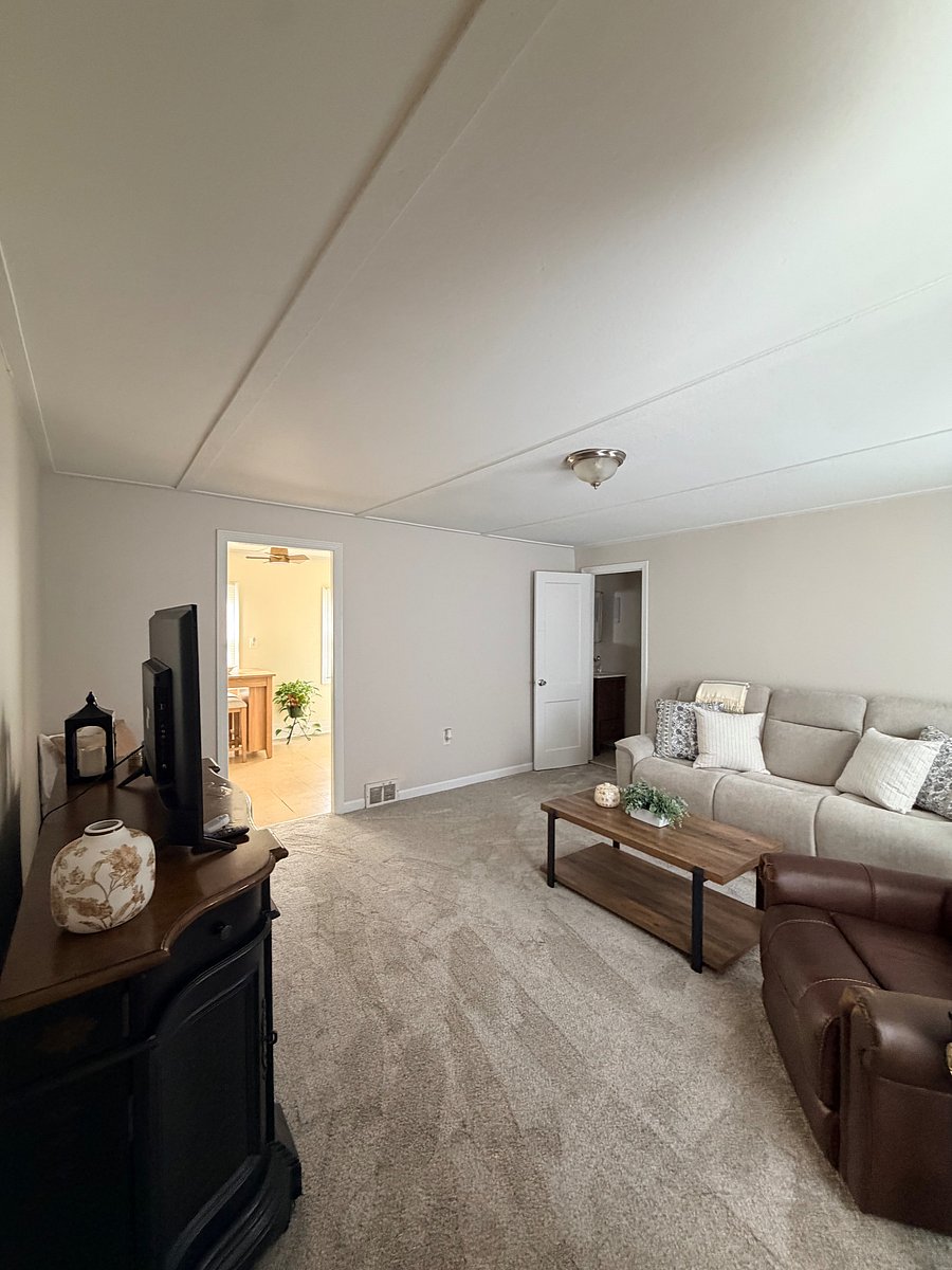 Furnished Finder property 1049699_1 photo 3