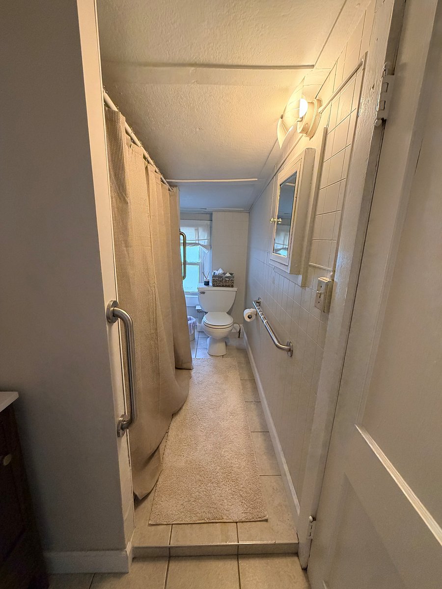 Furnished Finder property 1049699_1 photo 6
