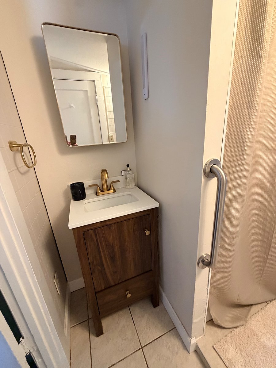 Furnished Finder property 1049699_1 photo 8