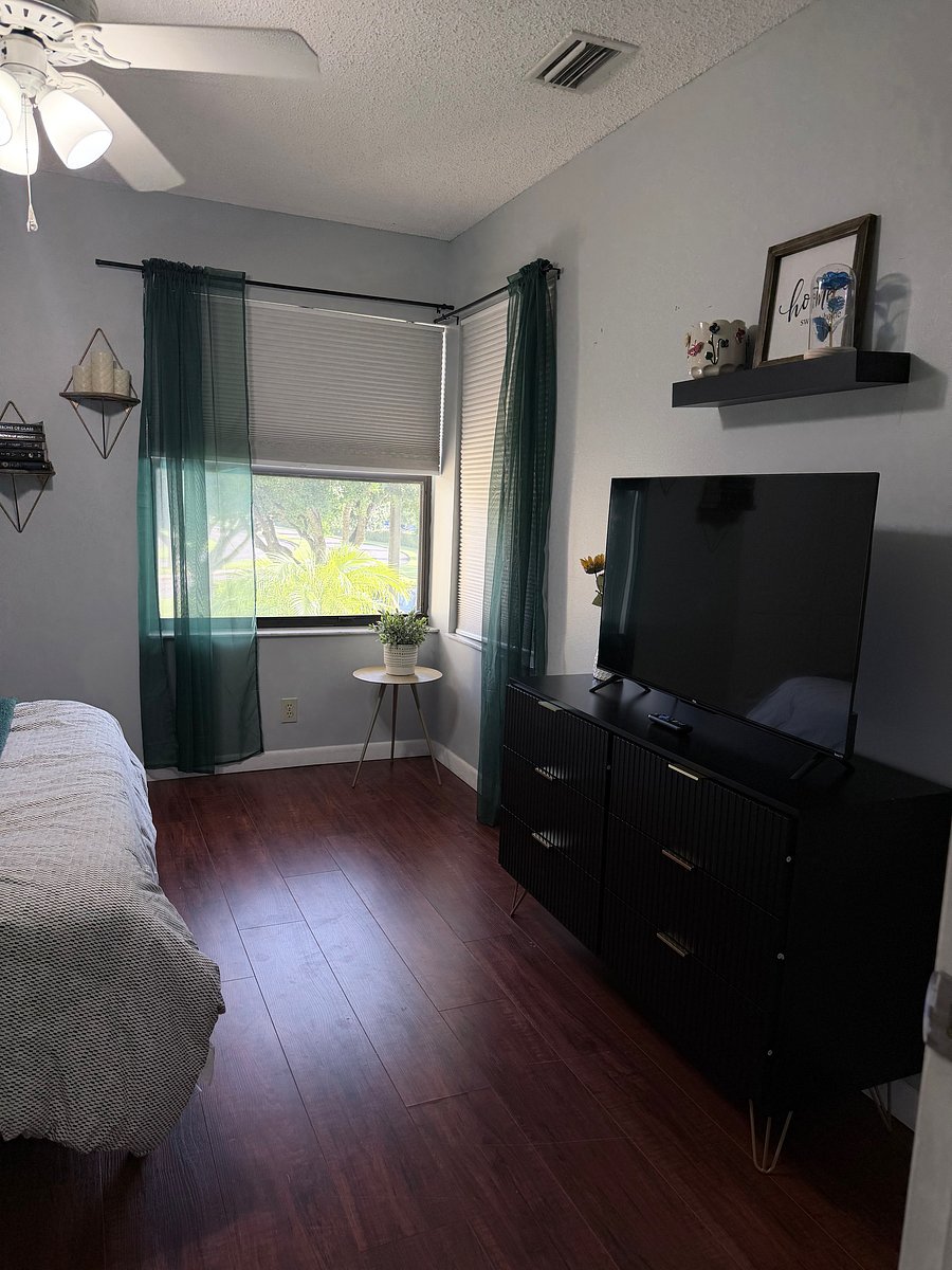 Furnished Finder property 1049710_1 photo 9
