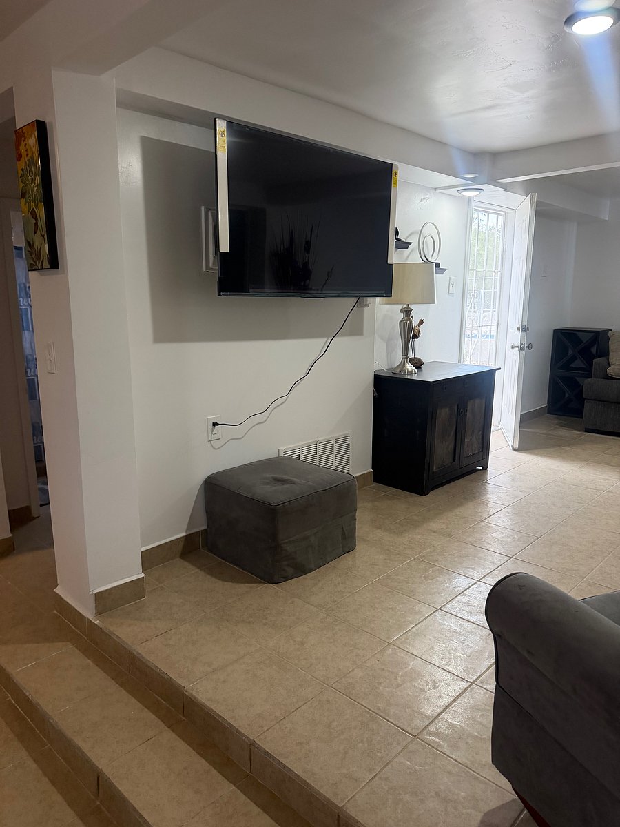 Furnished Finder property 1049716_1 photo 2