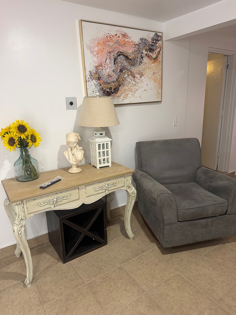Furnished Finder property 1049716_1 photo 16