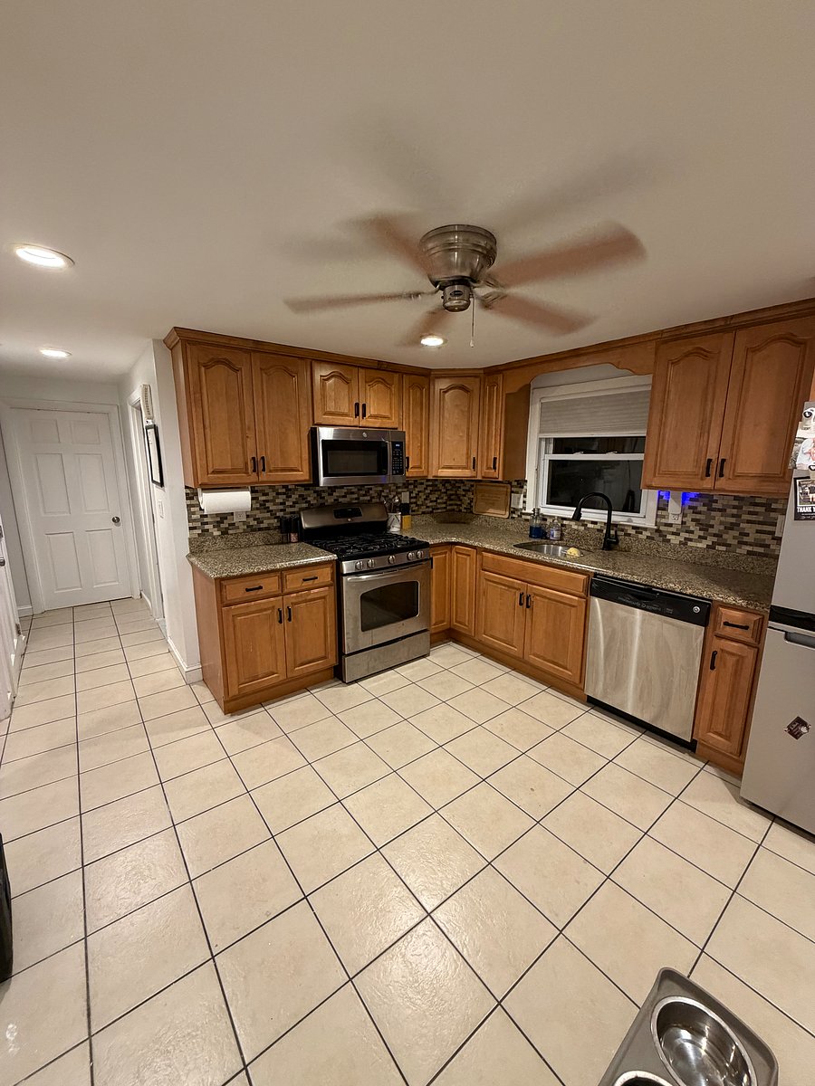 Furnished Finder property 1049754_1 photo 4