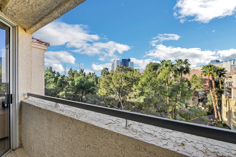 Furnished Finder property 1049757_1 photo 8