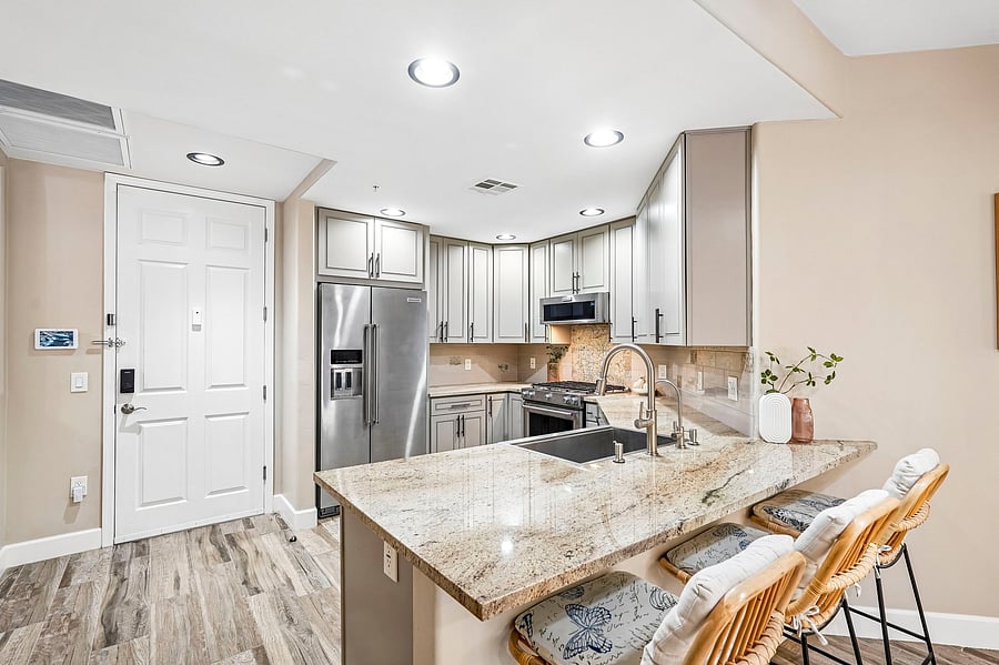 Furnished Finder property 1049763_1 photo 10