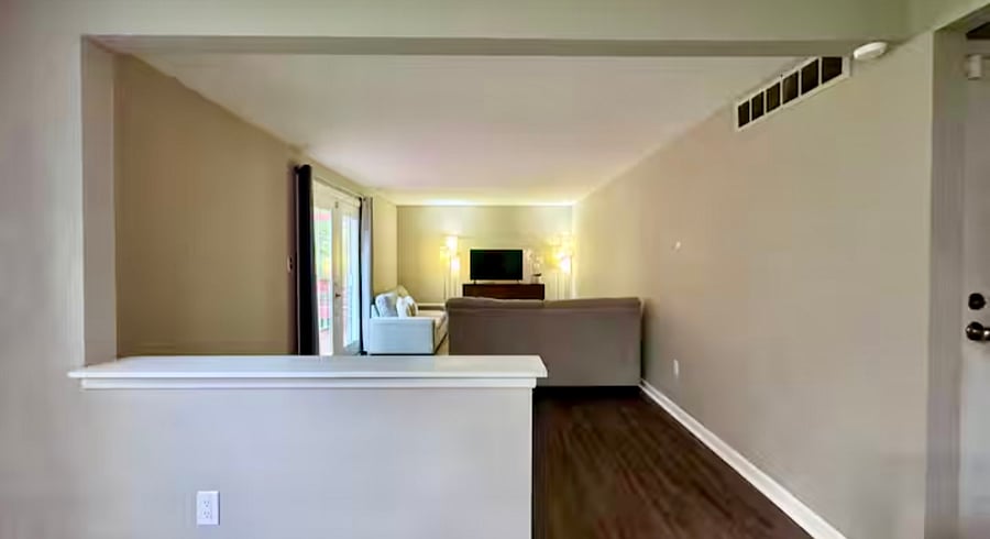 Furnished Finder property 1049767_1 photo 17