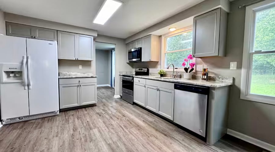 Furnished Finder property 1049767_1 photo 25