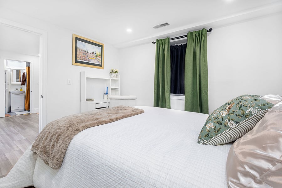 Furnished Finder property 1049772_1 photo 13