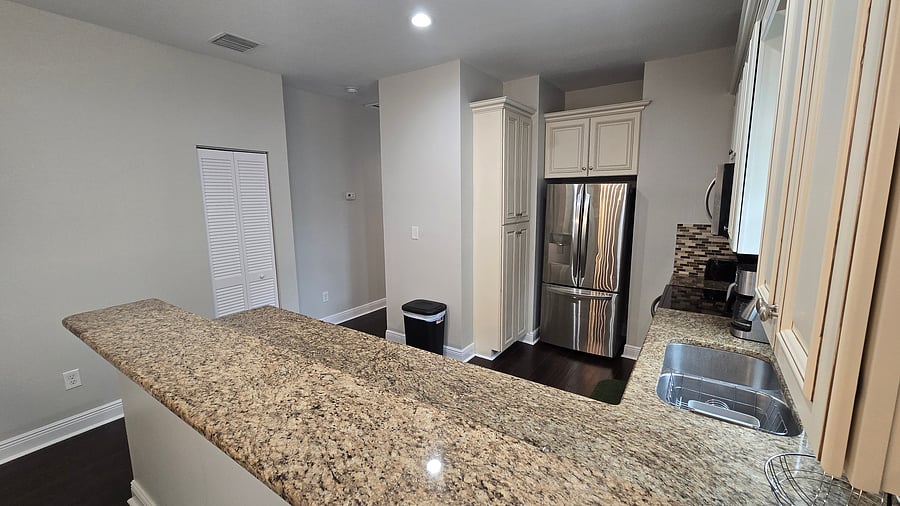 Furnished Finder property 1049785_1 photo 9