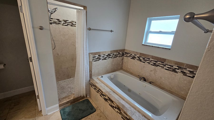 Furnished Finder property 1049785_1 photo 16