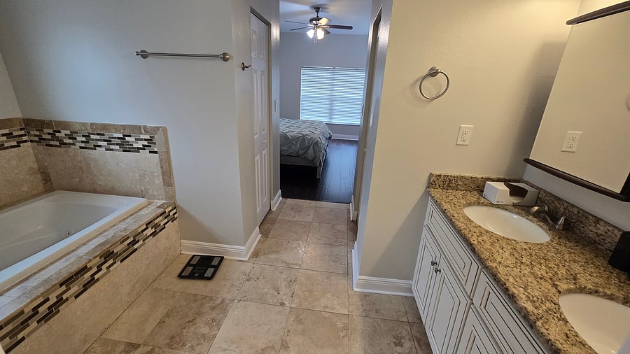 Furnished Finder property 1049785_1 photo 18