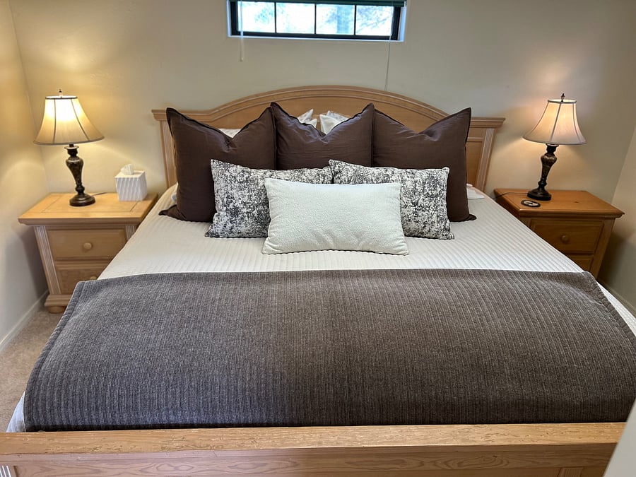 Furnished Finder property 1049800_1 photo 3
