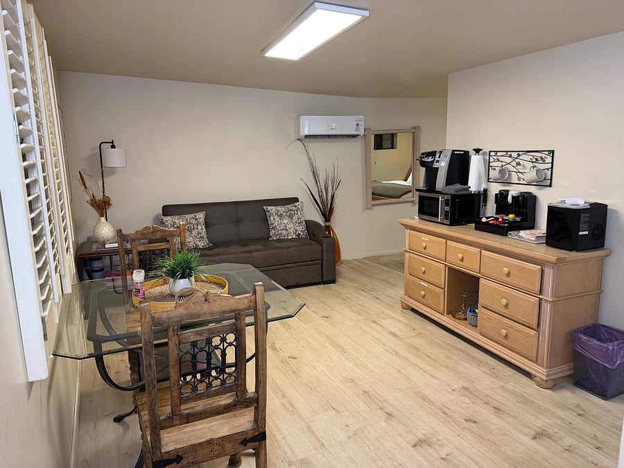 Furnished Finder property 1049800_1 photo 6