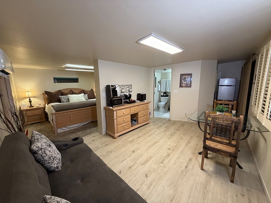 Furnished Finder property 1049800_1 photo 2