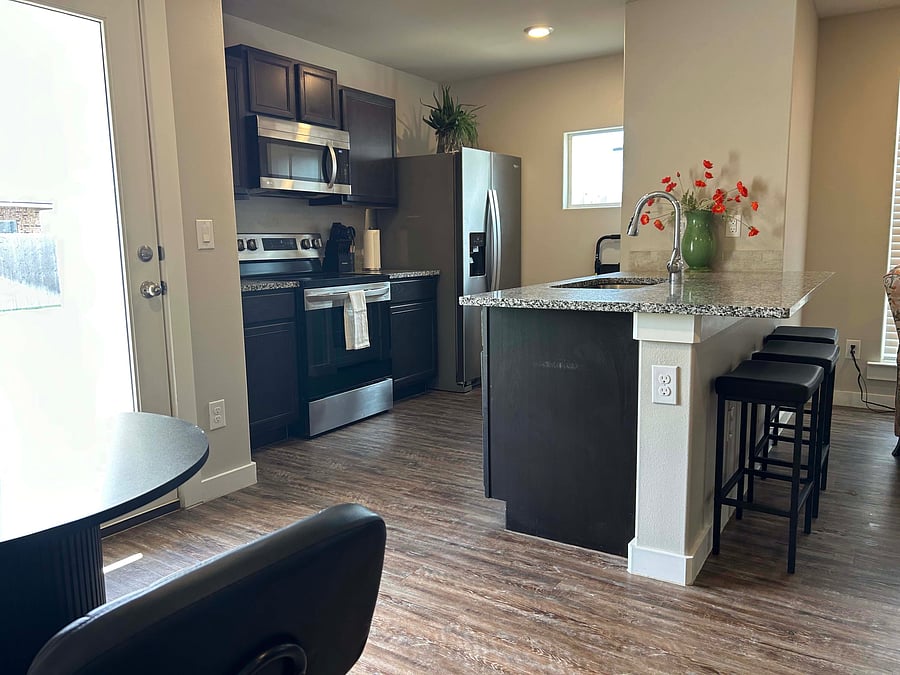 Furnished Finder property 1049801_1 photo 8