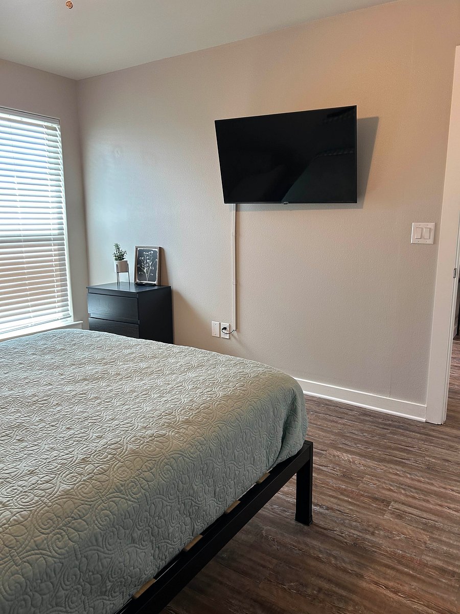 Furnished Finder property 1049801_1 photo 14