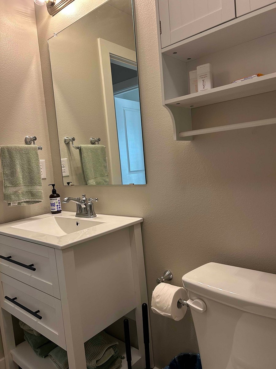 Furnished Finder property 1049801_1 photo 23