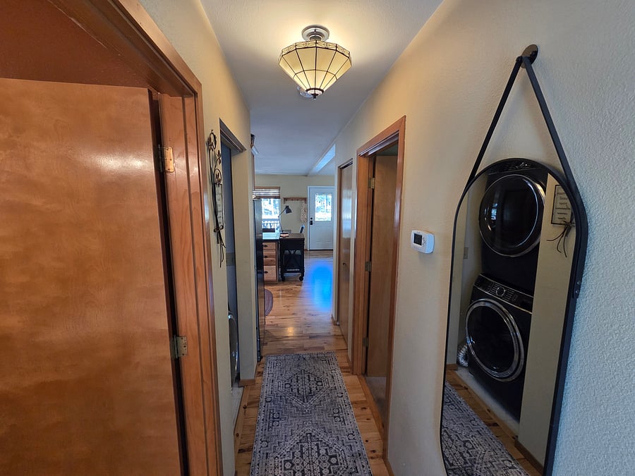 Furnished Finder property 1049813_1 photo 9