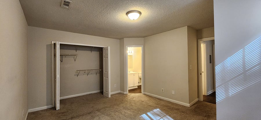 Furnished Finder property 1049825_1 photo 3
