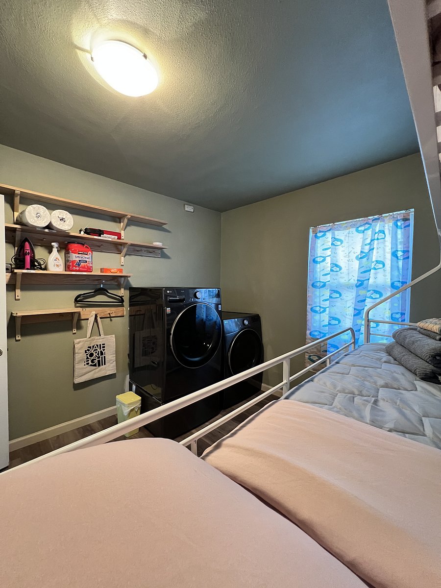 Furnished Finder property 1049862_1 photo 32