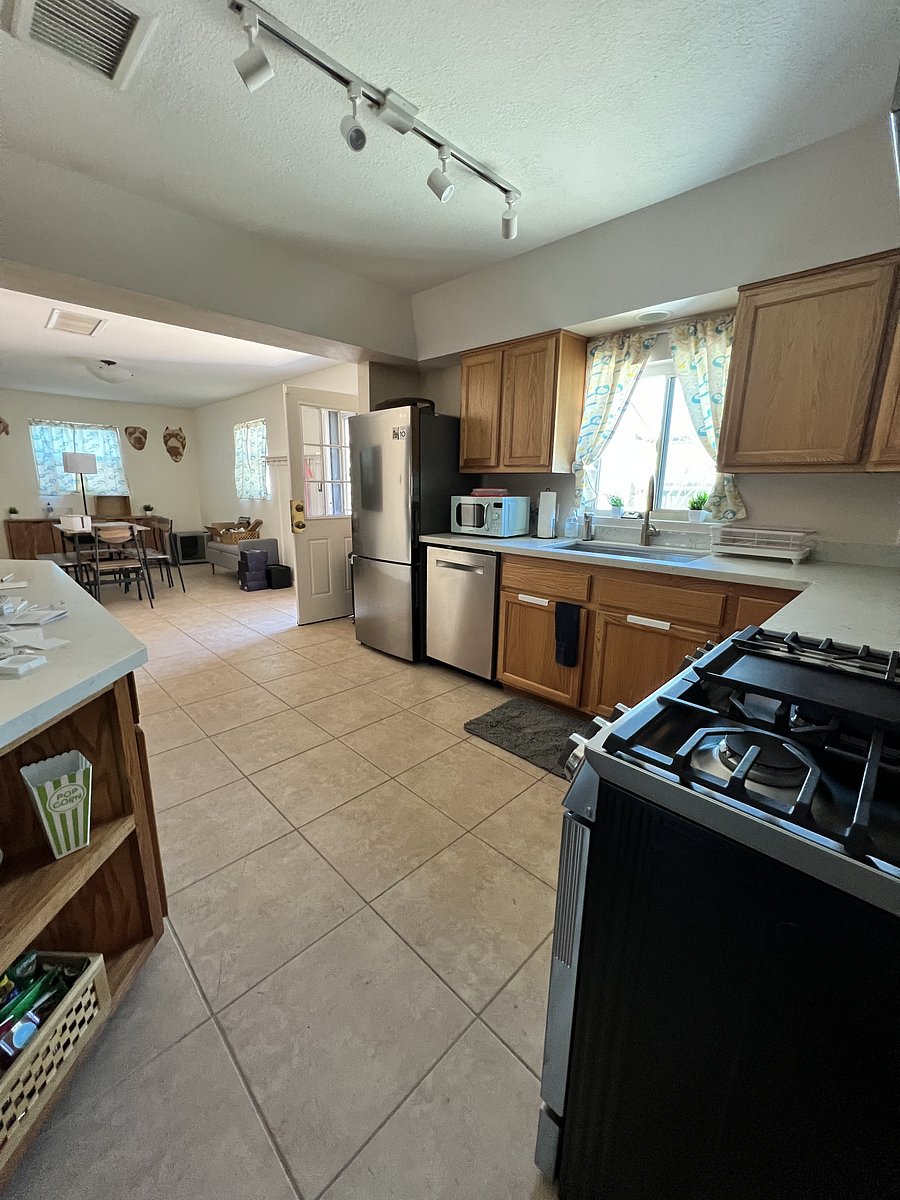 Furnished Finder property 1049862_1 photo 31